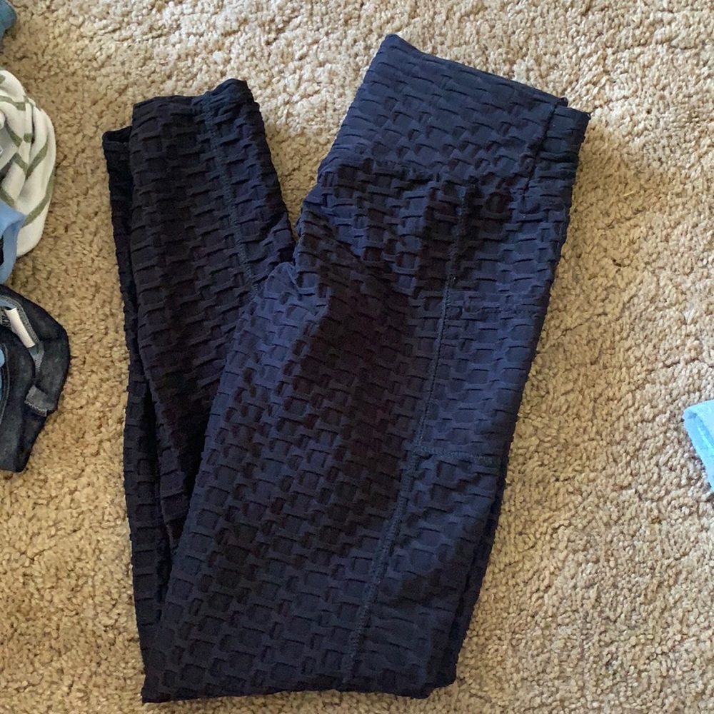 the famous tik tok leggings
